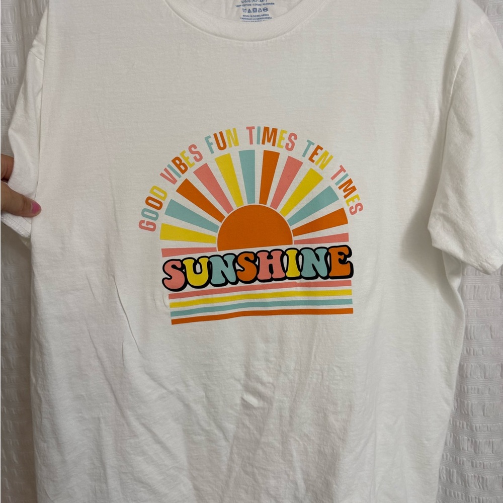 Gildan White Tee with Colorful Sunshine Graphic